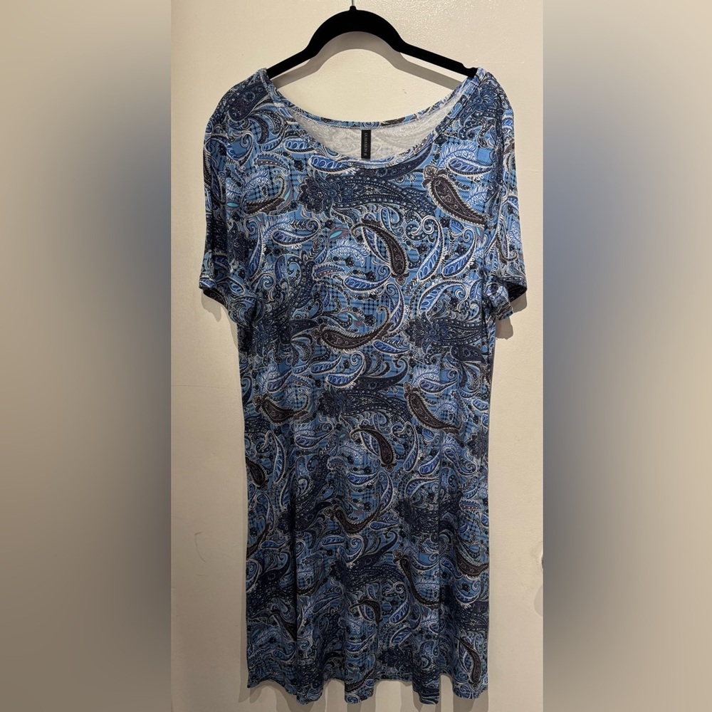 Midi blue paisley print dress